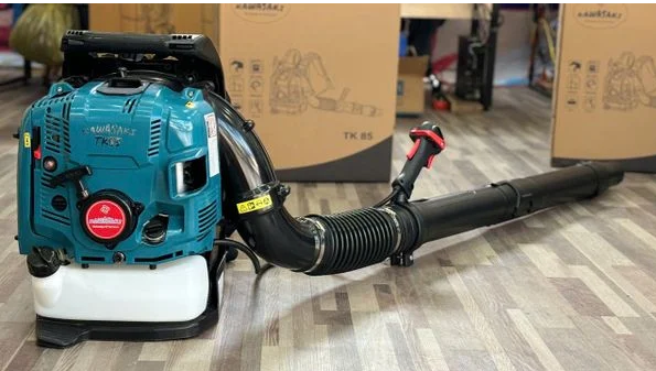 Thanh lý máy thổi lá chạy xăng chính hãng KAWASAKI TK85